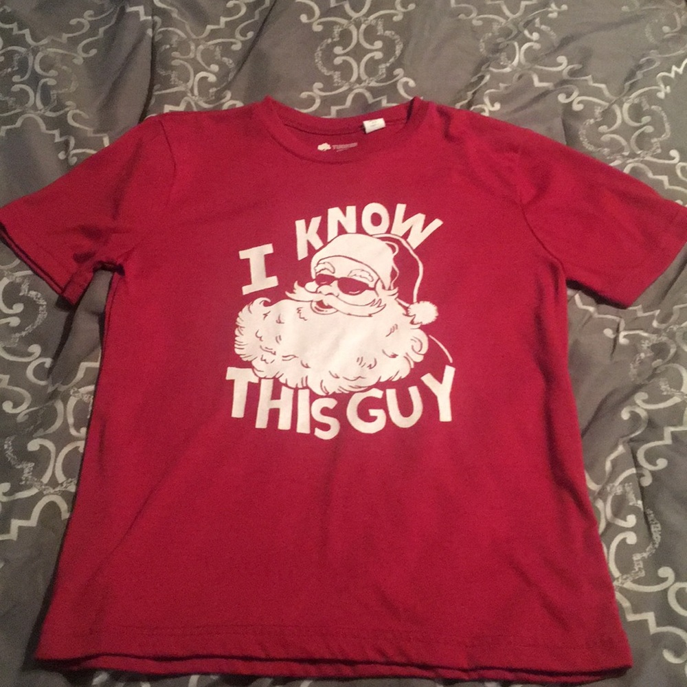 Tucker and Tate santa t shirt 10/12